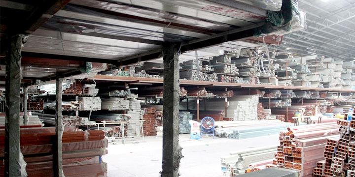 飛躍時(shí)代倉(cāng)庫(kù)實(shí)景